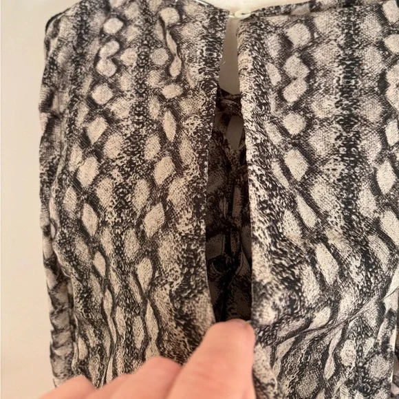 Show Me Your MuMu Black and Cream Patterned Romper - Picture 4 of 5